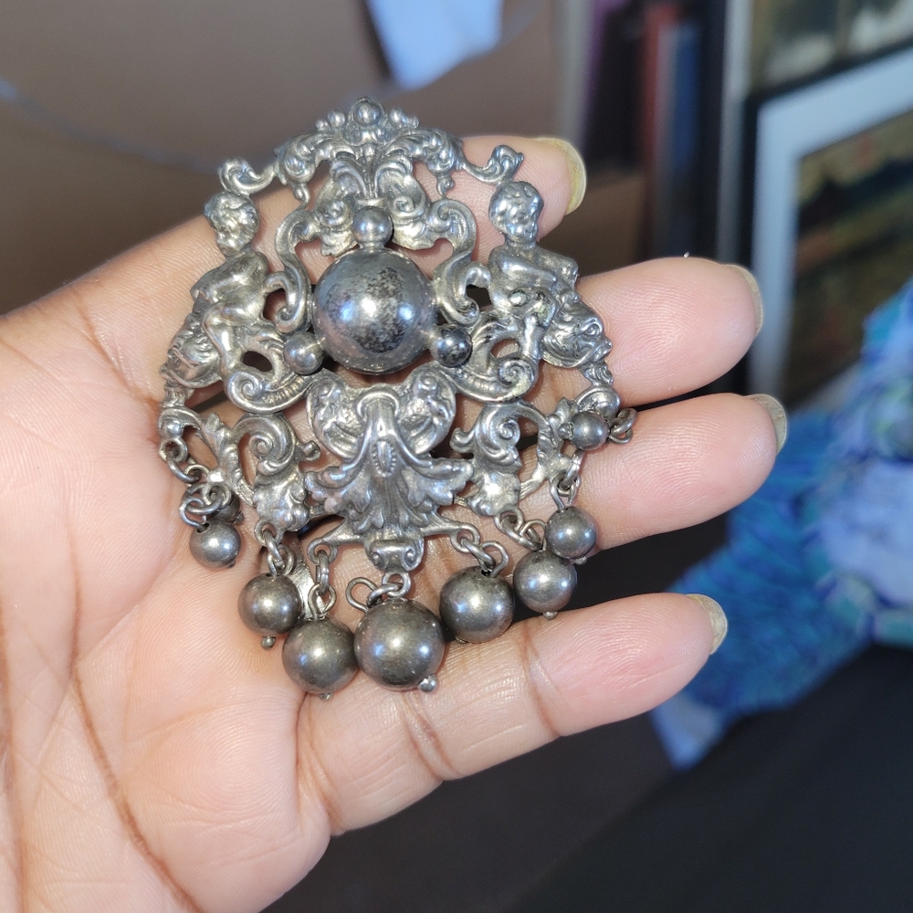 Gorgeous vintage art nouveau S/S brooch Putti’s By Guglielmo CINI 3x3